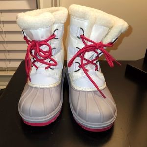 Girl's Thermolite Ivory Lace Up Boots size 13 Hot Pink Laces and Fur lining